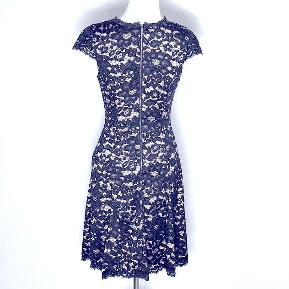 NWOT Vince Camuto Women’s Navy Blue Lace A Line Mini Dress Size 2 - Picture 11 of 11